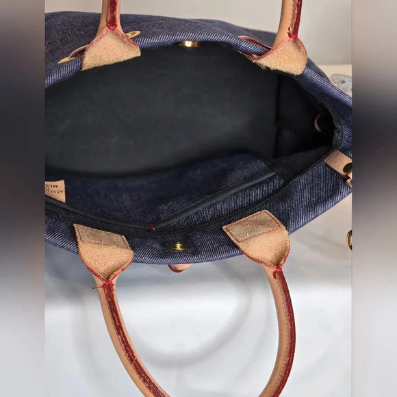 Dooney & Bourke Blue Denim Satchel With Crossbody Leather Strap bag. - Picture 6 of 9